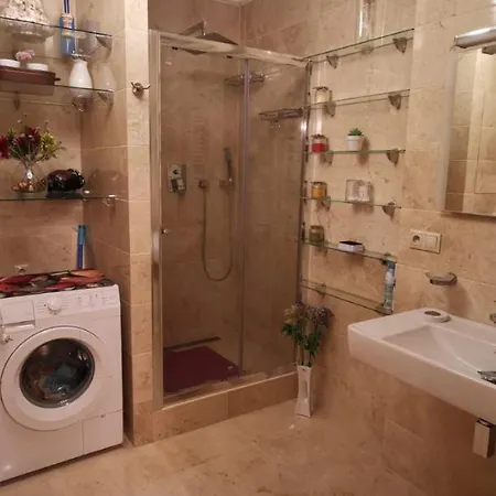 Hezky Byt U Hotela Thermal V Karlovych Varech