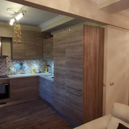 Hezky Byt U Hotela Thermal V Karlovych Varech Appartamento Karlovy Vary
